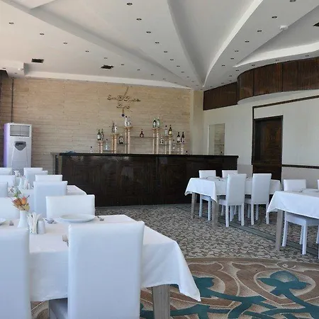 Marina Otel 3*