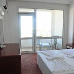 Marina ホテル 3*