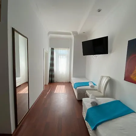 Marina Otel 3*
