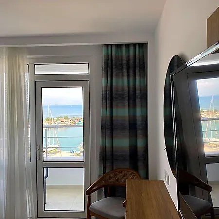 Otel Marina 3*