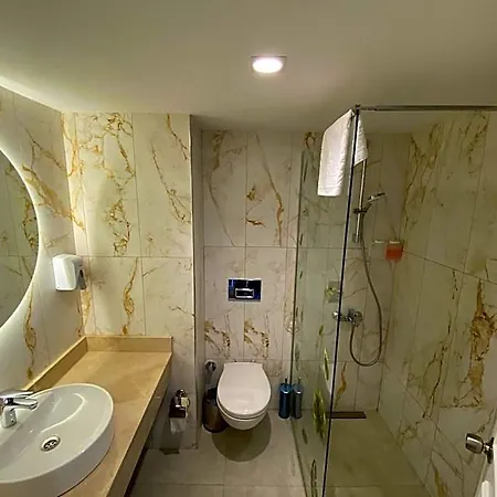 Marina Otel 3*