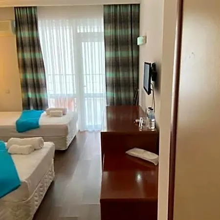Hotel Marina 3*