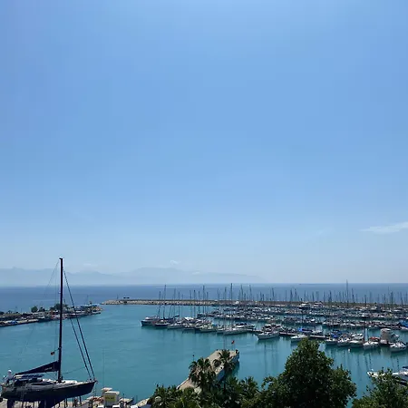 Marina 3*