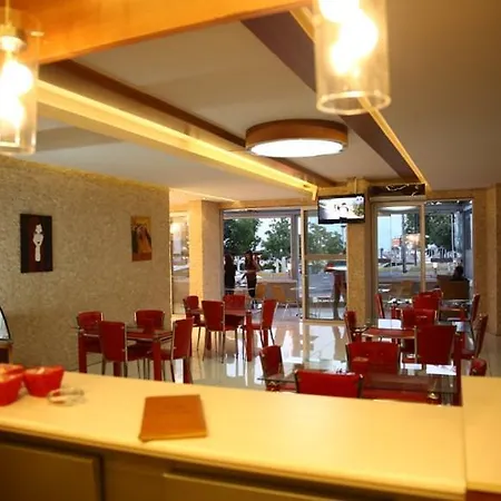 Marina Hotel 3*